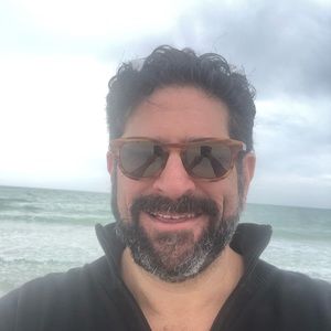 Meet your Posher, Aaron